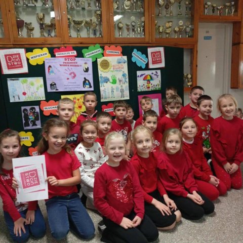 59016440713140077771938345380894776998857702n